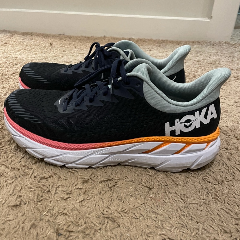 Women’s Hoka Clifton 7 size 11